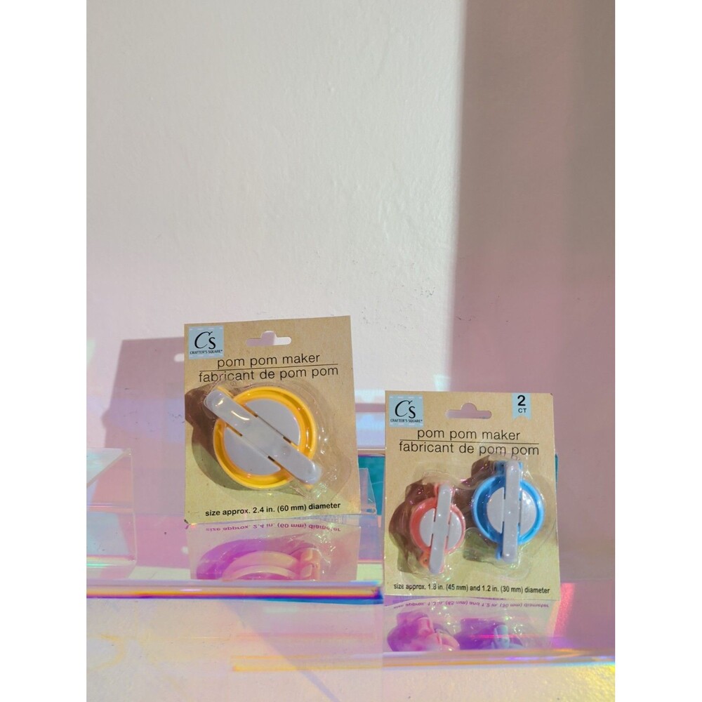 Crafter's Square POM POM Maker Lot of 2 1.8 in (45 mm)1.2 (30 mm) 2.4 in (60mm)